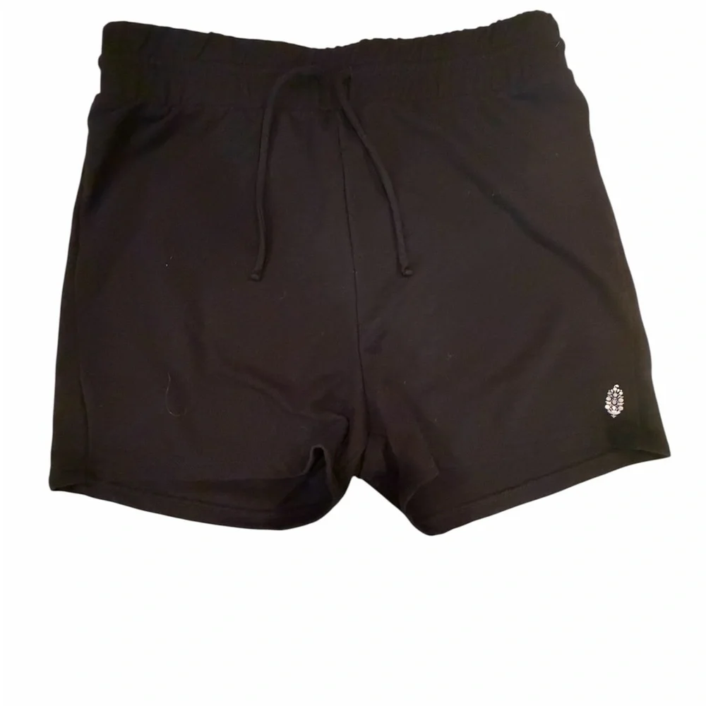 Free People Black Fleece Shorts We the Free - Picture 2 of 4